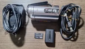 Dcr-sx53e Sony Handycam Dcr-sx44 Camcorder - Digital Hd Video Camera W Batter Charger