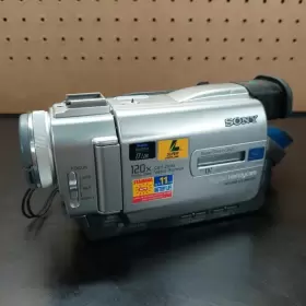 Dcr-trv11 Sony Handycam Mini Dv Camcorder F4-3 Read Discription