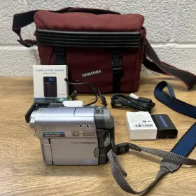 Dcr-trv14e Sony Mini Dv Tape Digital Video Camera Handycam Complete Working Set