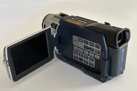 Dcr-trv17e Sony Dcr-trv17 Handycam Mini Dv Camcorder Excellent Condition Recently Used #2