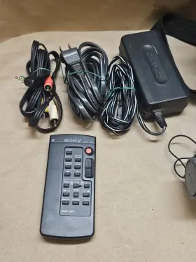 Dcr-trv18e Sony Digital Handycam Dcr-trv18 Mini Dv Camcorder - Works Night Shot Tested #2