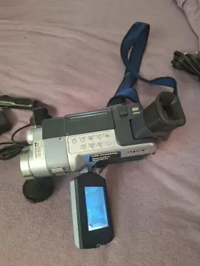 Dcr-trv250 Sony Handycam Digital 8 Camcorder Nightshot Battery Charger Tested #3