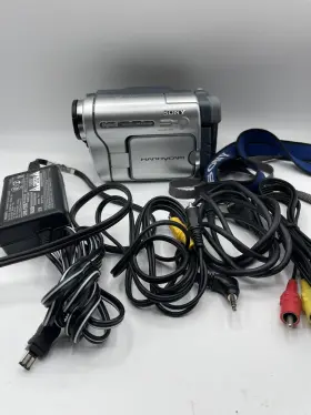Dcr-trv255e Sony Handycam Camcorder Digital8 - Video Transfer Near Mint #2