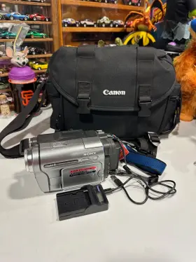 Dcr-trv270e Sony Handy-cam Camcorder Digital 8 Tape Video Camera Fully Function