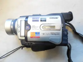 Dcr-trv30 Sony Refurbished Handycam Mini Dv Camcorder Tested 90-day Warranty #2