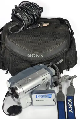 Dcr-trv361 Sony Mint Handycam Digital 8 Touch Screen 990x Zoom Camcorder