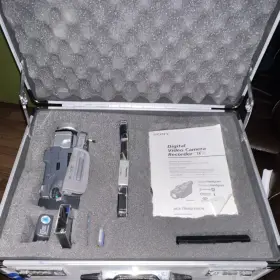 Dcr-trv70 Sony Dcr-trv60/dcr-trv70 Handycam Minidv Camcorder Lcd Screen Kit With Accessories