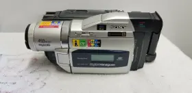 Dcr-trv820 Sony Digital 8 Handycam Model No. Ntsc - Not Tested