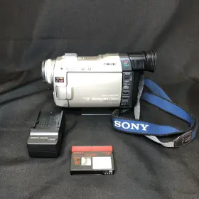 Dcr-trv9 Sony Handycam Mini Dv Camcorder Video Camera Tested And Working