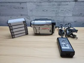 Dcr-tvr280 Sony Handycam Digital Video Camera Recorder - Tested/works