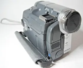 Dcr-trv33 Sony Dcr-tvr33 Mini Dv Digital Handycam Carl Zeiss With Case And Cable Tested
