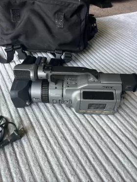 Dcr-vx1000 Sony 10x Optical Zoom Lcd Digital Handycam - Gray Made In Japanese #2