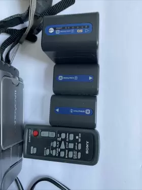 Dcr-trv285e Sony Dcrtrv285e Digital-8 Camcorder Handycam 3/ Batteries #3