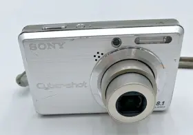 Dsc-s780 Sony Cyber-shot 3x Optical Zoom 8.1mp Silver Digital Camera W.batt Fair