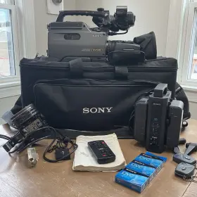 Dsr-250 Sony Dsr 250 Dvcam Digital Camcorder With Accessories Two Batteries And Bag Tested