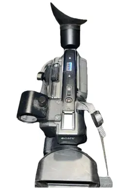Dsr-pd170p Sony Minidv Professional Video Camera With Charger -tested #3