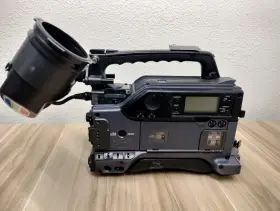 Dxf-801 Sony Dsr390 Dsr-390 Dvcam Camcorder With Electronic View Finder Sold As-is