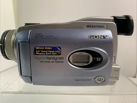 Dcr-trv38 Sony Dvr-trv38 Digital Handycam Untested For Parts Or Repair Only 120x Zoom