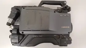 Hdc-950 Sony 1080p Multi Format Hd Video Camera Fiber 3ccd 2/3 Inch