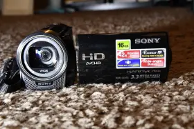 Hdr-cx160 Sony Hdcx-160 Handycam Great Shape 2 Batts 1 Hi Capacity 32gb Sd Bag