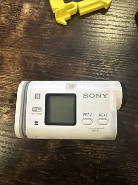 Hdr-as100vr Sony Digital Hd Video Camera With Live View Remote And Accessories