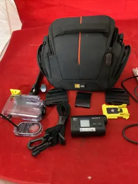 Hdr-as15k Sony Hdr As15 Action Cam With Waterproof Case 4gb Card And Plus Accessories