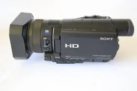 Hdr-cx900 Sony Hdr-cx900/b Hd Handycam Camcorder With Charger Cap Bag Manual - Mint Condition