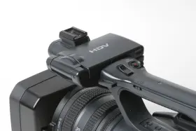 Hdr-fx1000 Sony Hd Digital Video Camera Recorder With Cables Remote Excellent #3