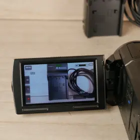 Hdr-pj30v Sony Hdr-pj30 Hd Handycam Camcorder 32gb W Built-in Projector Good #3