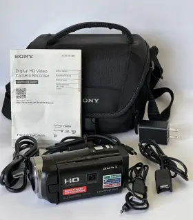 Hdr-pj350 Sony Handycam Hd Handheld Digital Camcorder Bundle. Tested And Mint