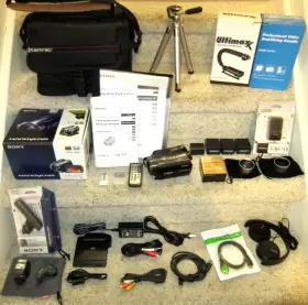Hdr-sr12 Sony Handycam Digital Hd Video Camera Camcorder 120gb Lots Of Extras