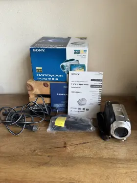 Hdr-ux7 Sony Handycam Digital Camcorder Tested And Works