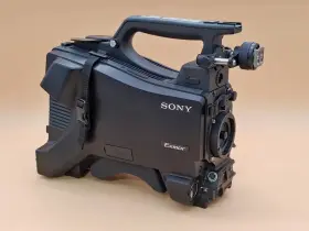 Hxc-fb75 Sony Exmor Cmos Full Hd/sd Studio Camera Body Only
