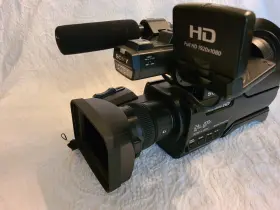 Hxr-mc2500 Sony Shoulder Mount Full Hd Avchd Video Camera 1080p 1920x1080 #2