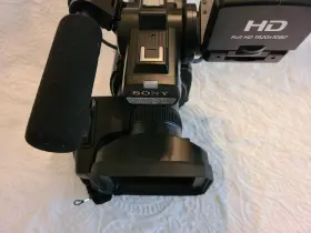 Hxr-mc2500 Sony Shoulder Mount Full Hd Avchd Video Camera 1080p 1920x1080 #3
