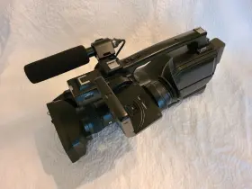 Hxr-mc2500 Sony Shoulder Mount Full Hd Avchd Video Camera 1080p 1920x1080