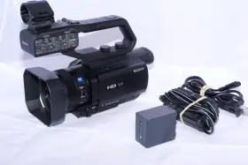 Hxr-mc88 Sony Full Hd Camcorder. Zeiss Vario-sonnar T 9.3-111.6 F/2.8 Zoom Lens