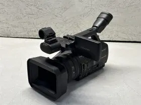 Hxr-nx5j Sony Nxcam Avchd 20x Zoom Digital Camcorder With Battery As-is