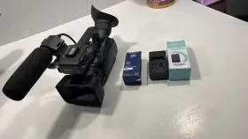 Hxr-nx70u Sony 96gb High Definition Compact Camcorder Nxcam #2