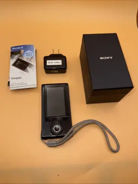 Mhs-fs1 Sony Mhs-fs1/b Bloggie 4 Gb Hard Drive Camcorder-black