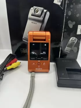 Mhs-pm1 Sony Webbie Hd High Definition Camcorder Camera 5.0mp Orange - Excellent #2
