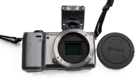 Nex-5r Sony Mirrorless Camera Body - Free Shipping