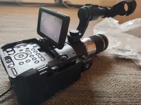Nex-fs100j Sony Nex-fs100 Nxcam Camcorder 1920x1080p With E Zoom 55-210 F4.5-6.3 #3