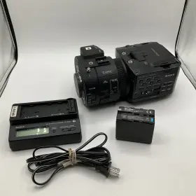Nex-fs700e Sony Camcorder With Battery And Charger- No Lens