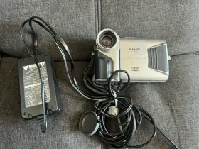 Sd20 Sony Sharp Vl Digital Viewcam Camcorder Cord Charger And Battery