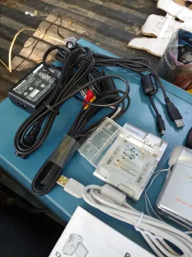 Sv-av100 Sony Panasonic - D-snap Handycam Camcorder Tested Mint Lot #3