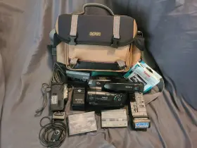 T333 Sony Vintage 8mm Works And Accessories With A Smoke Free Estate Find Clean