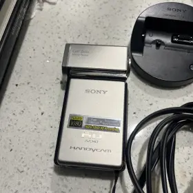 Hdr-tg1e Sony Tg1e Handycam Compact Video Camera Full Hd Camcorder Bj10