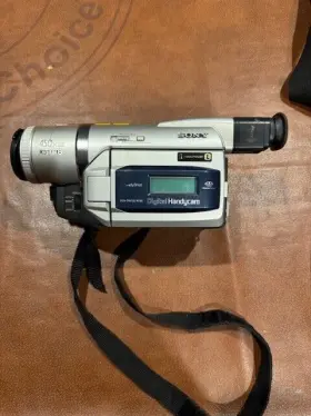 Tr320 Sony Handycam Dcr Tr 320 Camcorder 450x Digital 8 Steady Shot - Pre Owned