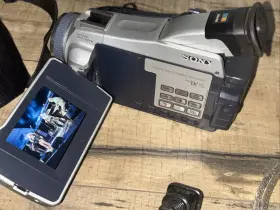 Dcr-trv16e Sony Trv16e Compact Digital Tape Camcorder Battery Charger Firewire Works #3